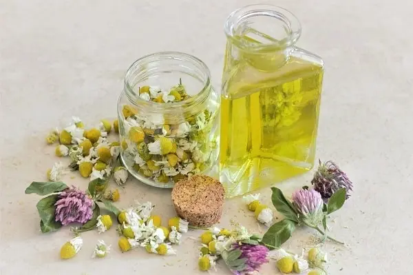 ماساژ صورت در ساعات طلایی: راهی برای افزایش گردش خون و شادابی پوست
